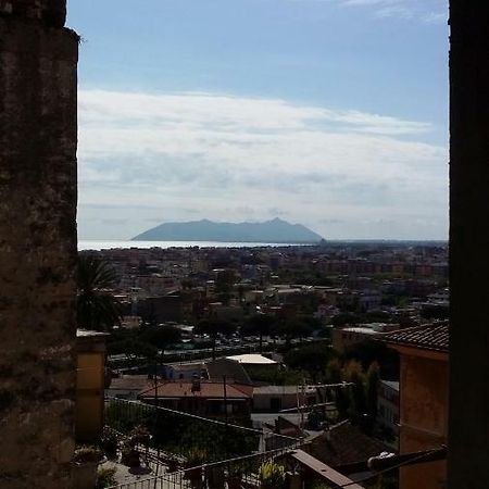 Torrione San Lorenzo I Terracina Kültér fotó